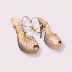 Giuseppe Zanotti snake skin pumps size 37